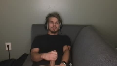 kxng222 online show from October 29, 2025, 7:21 am