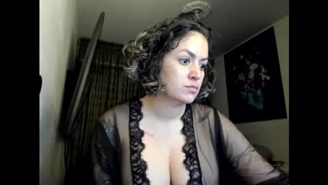 kyhara online show from January 15, 2026, 11:30 pm