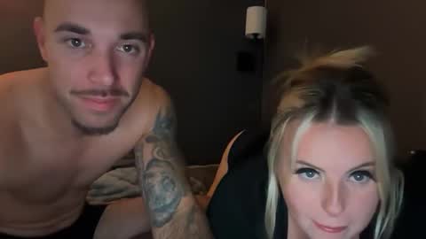 kylealyssa97 online show from December 5, 2025, 3:48 am
