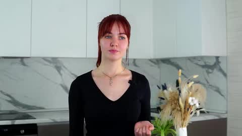 Leya online show from September 25, 2025, 11:25 am