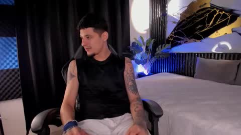 kylesmithx_ online show from February 7, 2026, 4:05 am