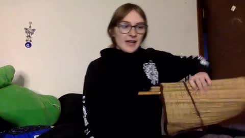 Snapshot of kylianna chatting on November 17, 2025, 8:36 pm Kylianna online show from November 17, 2025, 8:36 pm