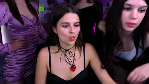 Snapshot of kylie_angel3 chatting on November 1, 2025, 1:18 am Kylie loves u online show from November 1, 2025, 1:18 am