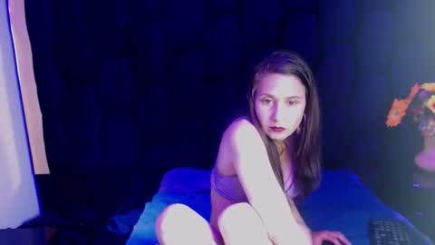 kylie_bloom online show from October 27, 2025, 12:04 am