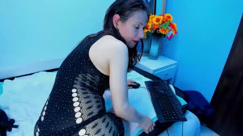 kylie_bloom online show from November 30, 2025, 10:36 pm