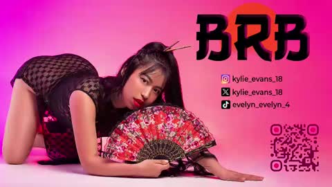 Snapshot of kylie_evans_18 chatting on March 2, 2025, 10:14 am Kylie online show from March 2, 2025, 10:14 am