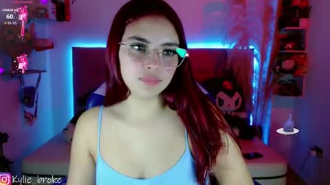 Snapshot of kylie_hottt_ chatting on September 24, 2025, 9:40 pm k ylie online show from September 24, 2025, 9:40 pm