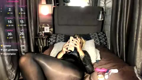 Snapshot of kylie_iyutera chatting on January 16, 2025, 8:33 am kylie online show from January 16, 2025, 8:33 am
