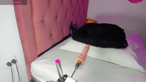 Snapshot of kylie_sttel chatting on January 27, 2025, 5:36 am kylie Sttel online show from January 27, 2025, 5:36 am