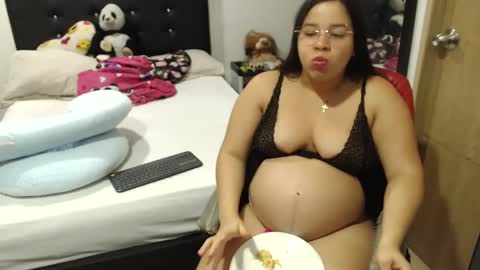 Instagram Kylie switch  followme  buy lovense here online show from September 17, 2025, 12:23 am