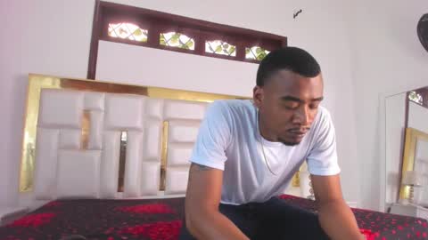 Kaylie And Jhony online show from February 13, 2025, 6:27 pm