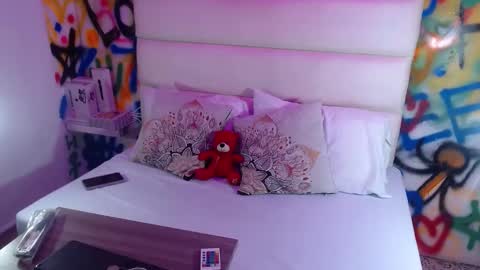 Snapshot of kyliebenson chatting on January 8, 2025, 10:37 am Melissa online show from January 8, 2025, 10:37 am