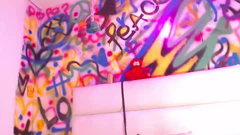 Snapshot of kyliebenson chatting on January 12, 2025, 4:40 pm Melissa online show from January 12, 2025, 4:40 pm