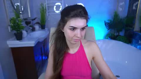 Nicole online show from June 25, 2026, 6:40 am