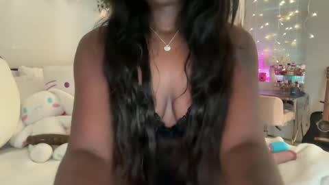 Kylie p online show from August 5, 2026, 11:06 pm