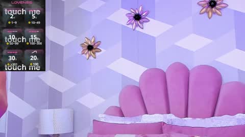 Kylie jl online show from December 20, 2024, 4:09 am