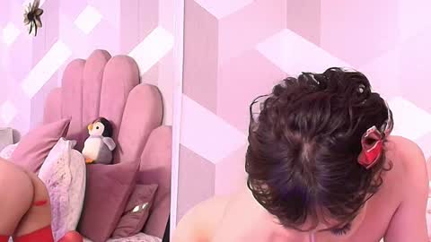 Kylie jl online show from November 5, 2025, 8:31 pm