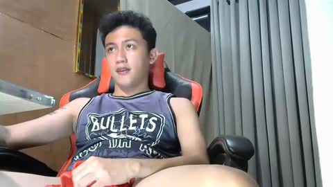 Snapshot of kymer24 chatting on December 2, 2024, 10:39 am john online show from December 2, 2024, 10:39 am