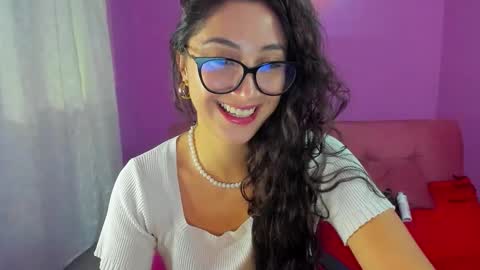 Kym Giraldo online show from September 30, 2025, 5:12 am