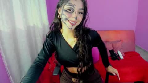 Kym Giraldo online show from October 27, 2025, 5:00 am