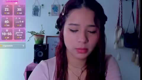 kyomi online show from November 19, 2025, 1:33 pm