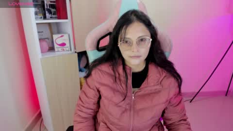 Kyomi online show from February 6, 2025, 12:37 pm