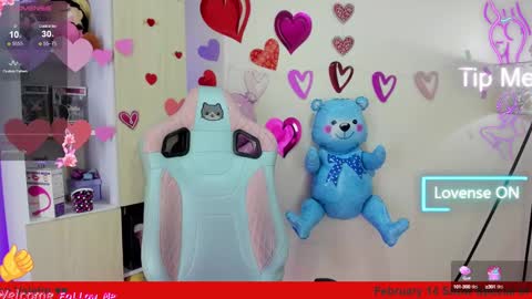 Kyomi online show from February 13, 2025, 4:39 pm