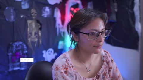 Kyomi online show from October 14, 2025, 1:56 pm