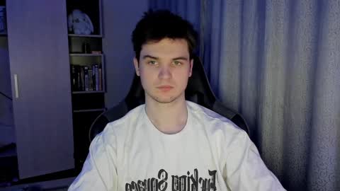 Kyroro online show from January 10, 2025, 8:04 pm