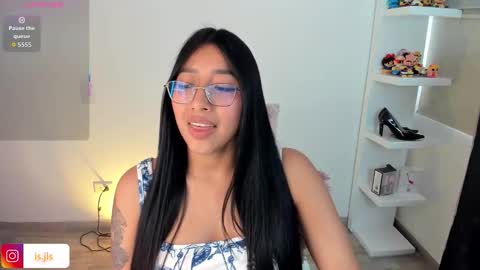 IG  online show from December 2, 2025, 1:05 pm