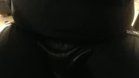 Snapshot of l0ngjohnsilv3er chatting on October 2, 2025, 5:20 pm l0ngjohnsilv3er online show from October 2, 2025, 5:20 pm