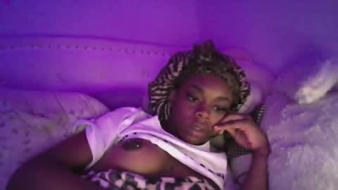 Snapshot of l11byy chatting on October 19, 2025, 3:40 am Preshh online show from October 19, 2025, 3:40 am