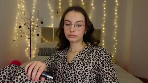 Margo  online show from January 8, 2026, 2:30 pm