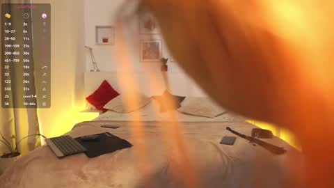 Viktoria White  online show from October 13, 2025, 2:28 pm