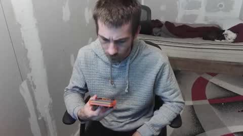 l1v1nth3dr3am online show from September 18, 2025, 2:35 am