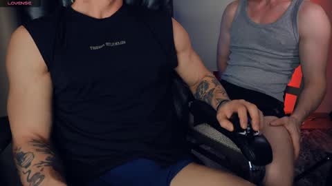 Adonis online show from December 1, 2025, 7:35 am