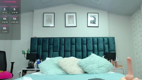 la crespa x online show from January 8, 2025, 12:26 pm