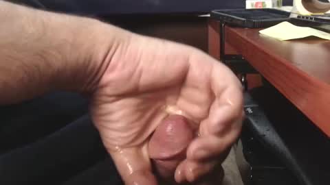 la_guyy online show from December 13, 2025, 9:42 pm