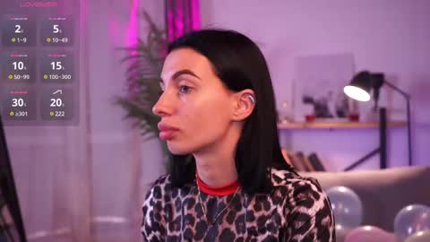Snapshot of laady_rosee chatting on February 22, 2025, 5:57 pm Fanni online show from February 22, 2025, 5:57 pm