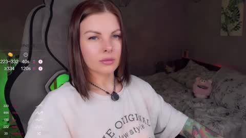 LaBandita online show from April 13, 2026, 1:27 pm