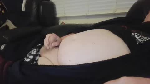 labialuv2suck online show from April 14, 2026, 7:09 pm