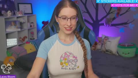 Lacey Bloom online show from January 9, 2025, 2:11 am