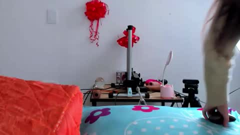 LACI LOST online show from February 25, 2026, 6:17 pm