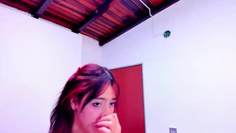 Snapshot of ladies_wallen chatting on February 20, 2026, 6:19 am ladies_wallen online show from February 20, 2026, 6:19 am