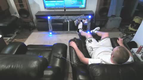 Hectic online show from October 14, 2025, 12:17 pm