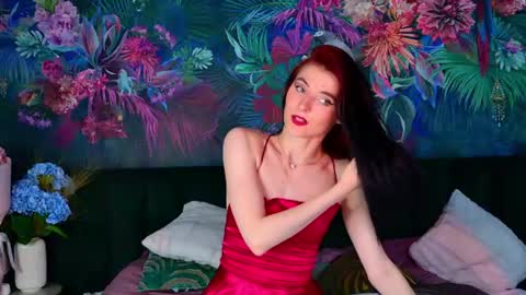 Snapshot of lady__nicole chatting on July 7, 2026, 6:12 pm Nicole online show from July 7, 2026, 6:12 pm