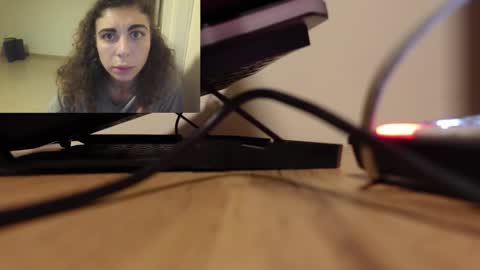 lady_ana_ online show from November 11, 2025, 2:11 am