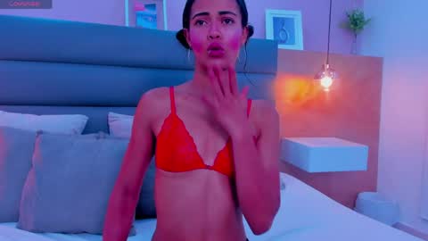 Lady  online show from May 19, 2026, 2:51 am