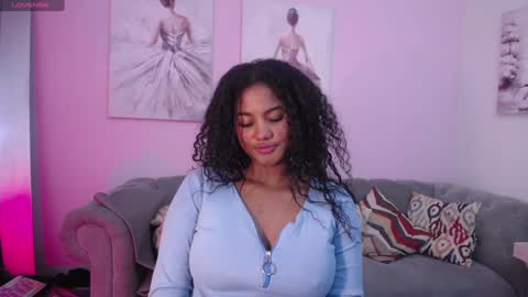 Snapshot of lady_danbury chatting on January 4, 2025, 11:59 pm Karla - Instagram   lady karla1 online show from January 4, 2025, 11:59 pm
