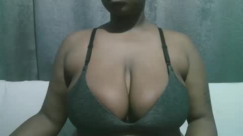 lady_dearra online show from October 10, 2025, 4:22 am